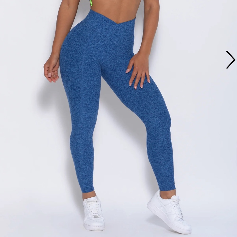 Bombshell Brazilian contour legging